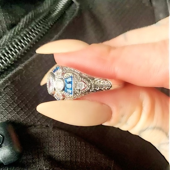 A 925 Sterling Art Deco Blue and White Sapphire Ring - Picture 8 of 16